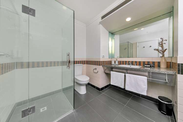 417/35 Hobson Auckland Central_5