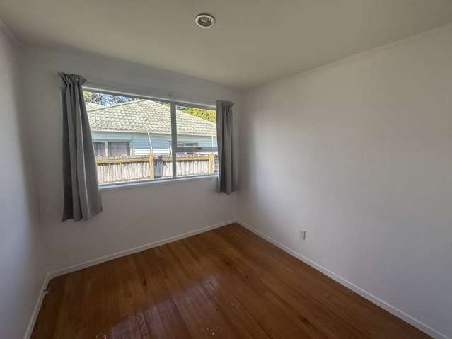 60 Riverpark Crescent Henderson_4