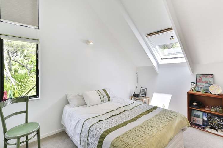 95 Scenic Drive Titirangi_13