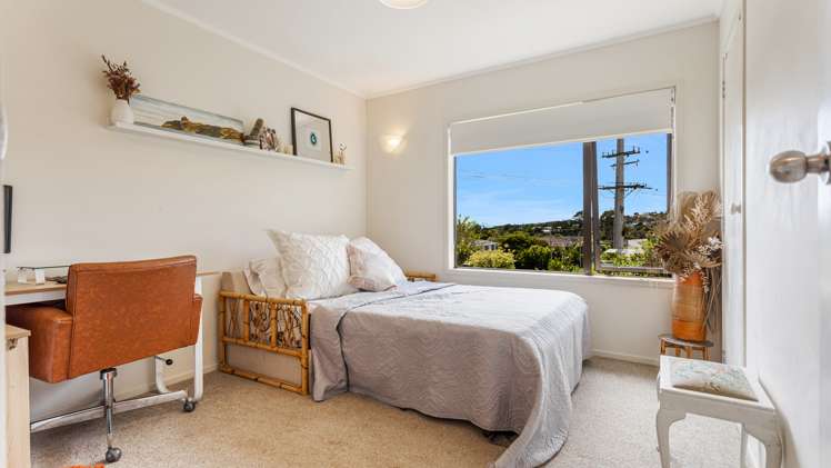 82 Glenvar Road Torbay_11