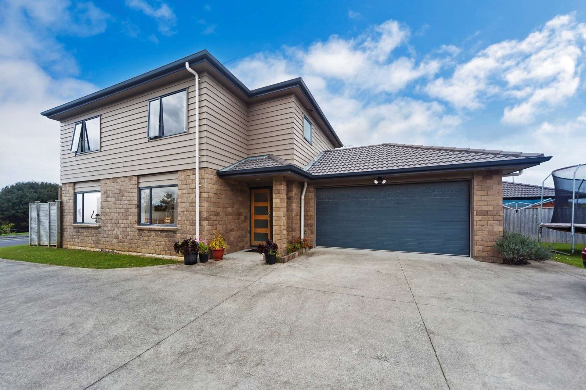 14 Riverglade Parkway Te Atatu South_0