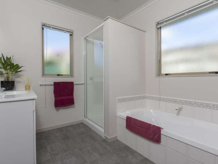 107 Meander Drive Welcome Bay_11