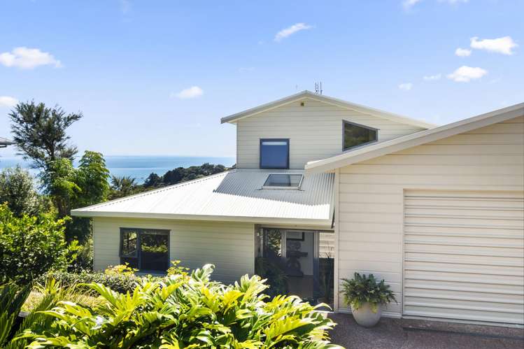 93 Queens Drive Oneroa_29