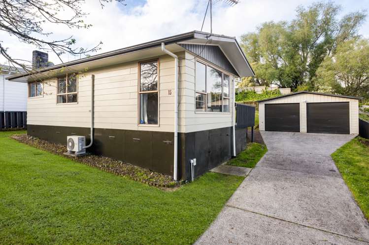 15 Splitt Avenue Glenview_13