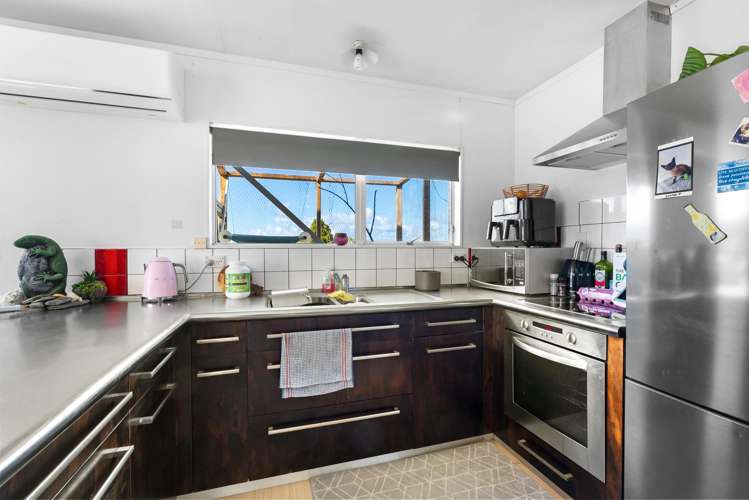 Unit 2 & 3/9 Fifth Avenue Avenues_14