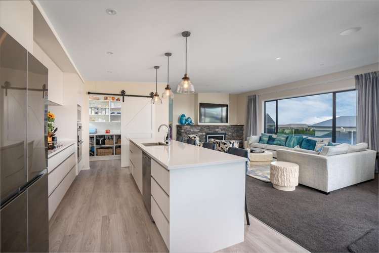 16 Loloma Way Wharewaka_10