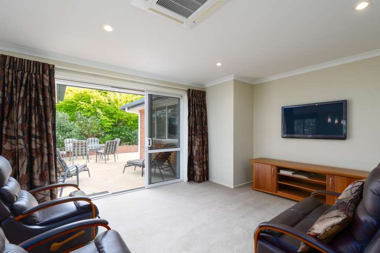 1 Ribbonwood Lane Redwood Valley_5