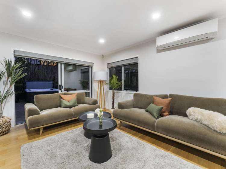 5 Chard Place Flat Bush_14