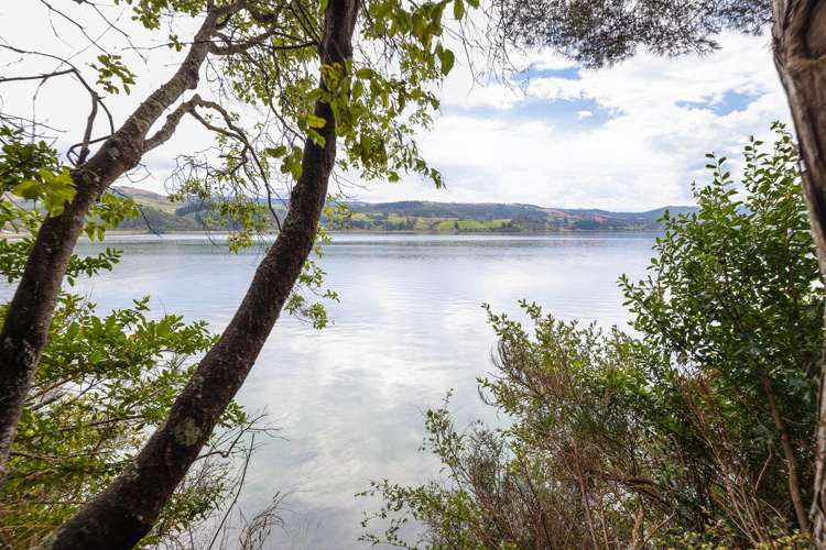 8 Short Street Waitati_32