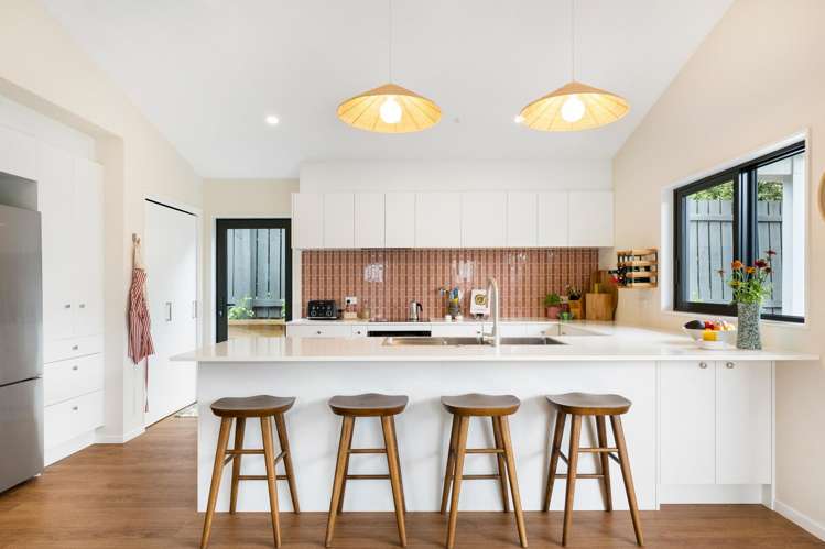 6A Rudyard Crescent Johnsonville_1