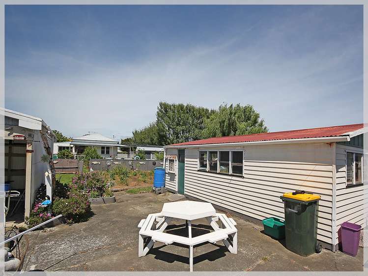 58 Avenue Road Foxton_13