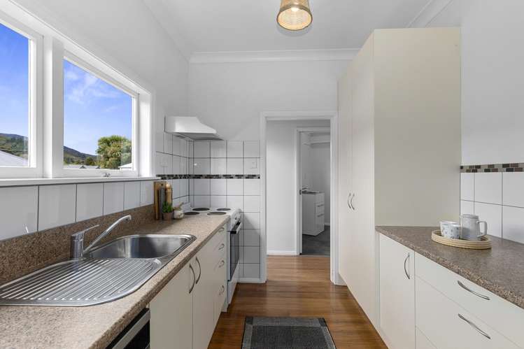 14C Sharpe Crescent Wainuiomata_9