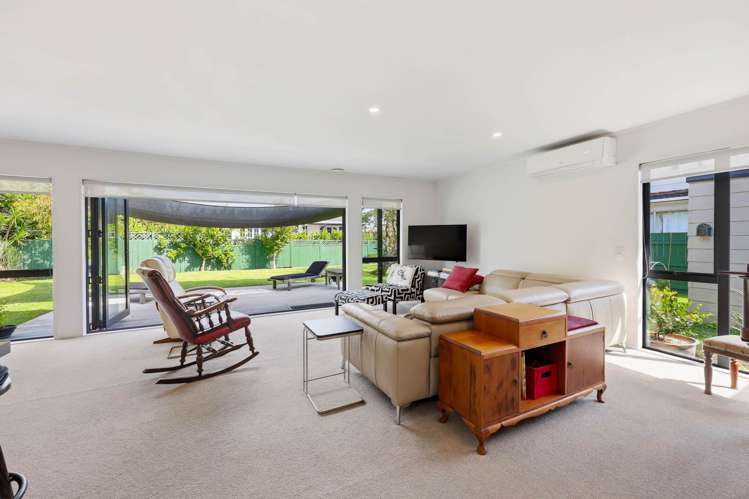 2/330 Rangatira Road Beach Haven_19