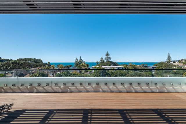 18/423-427 Beach Road Mairangi Bay_4
