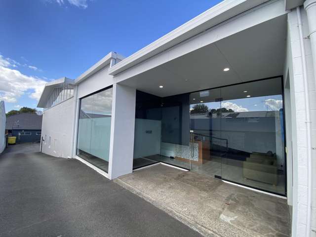 900 Victoria Street Hamilton City Central_1