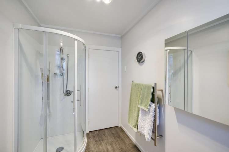 708 Massey Street Akina_15