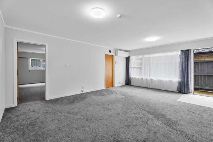 1/104 Mount Albert Road 1727_2