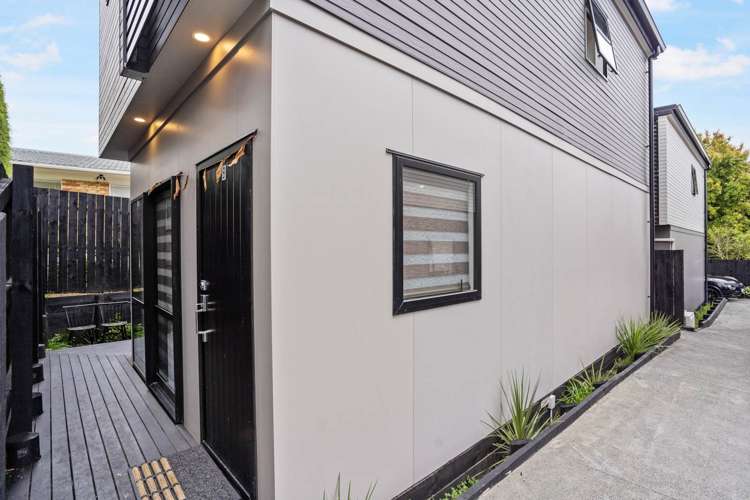 8b Edgar Pearce Place Howick_10