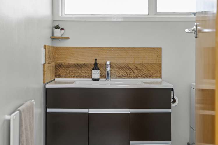 8 Gordon Place Leamington_15