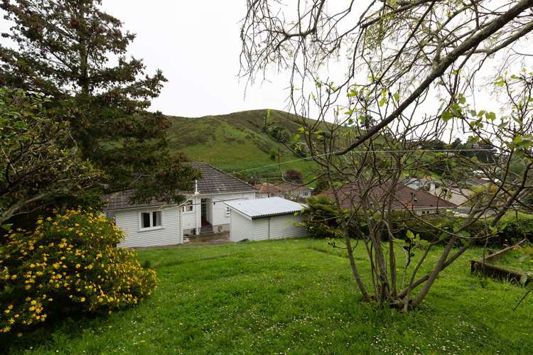 97 Emano Street Toi Toi_11