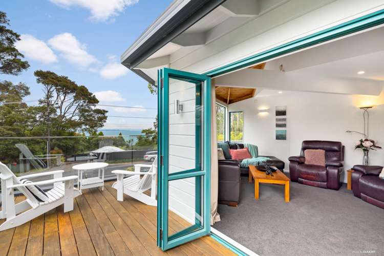 104 Takahe Road Titirangi_13