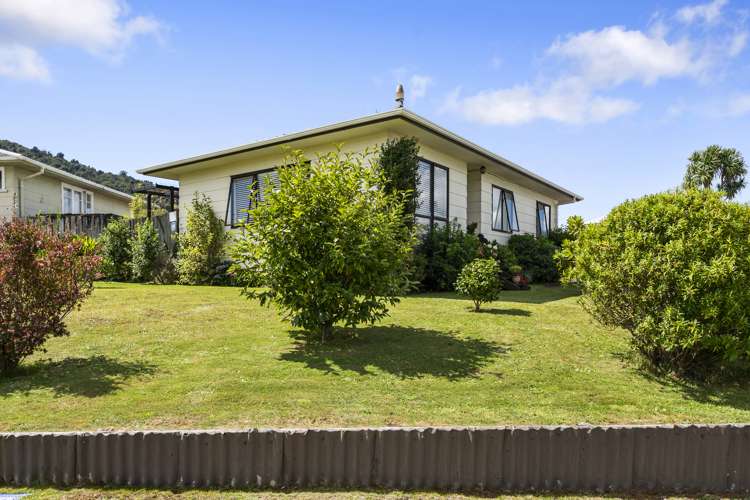18 Susan Street Pukehangi_13