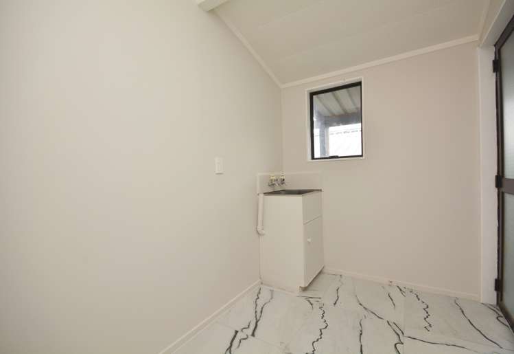 2/37 Great South Road Manurewa_13