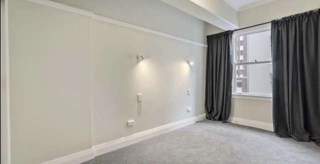 2B/5 Parliament Street, Westminster Court 10015_3