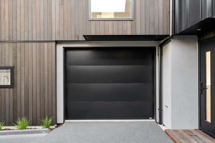 2/9 Innes Road 1544_16