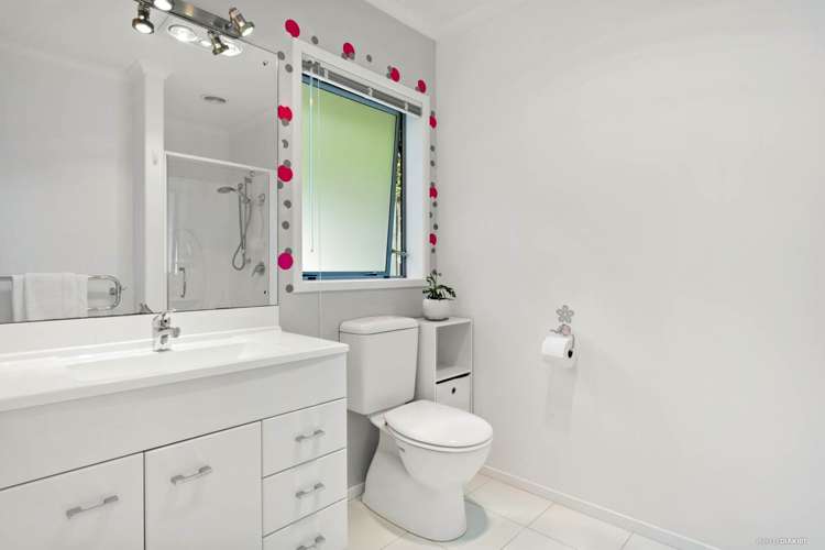 21a Holt Avenue Torbay_10