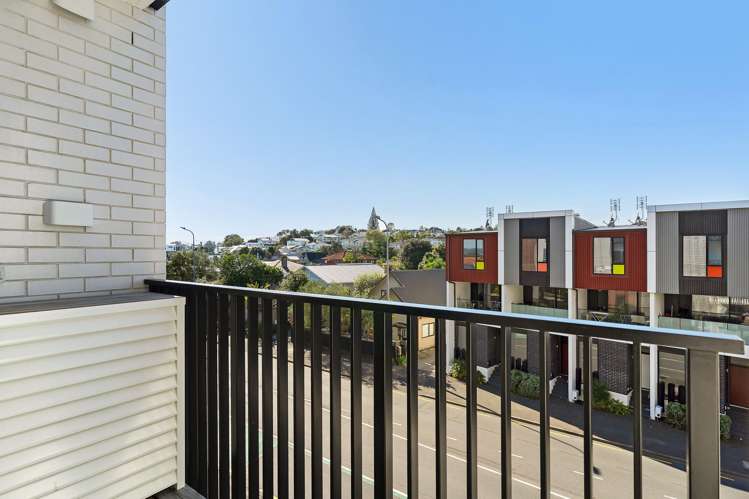 214/1817a Great North Road Avondale_6