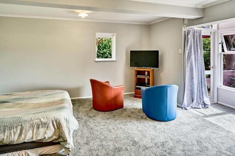 108 Helston Road Paparangi_11