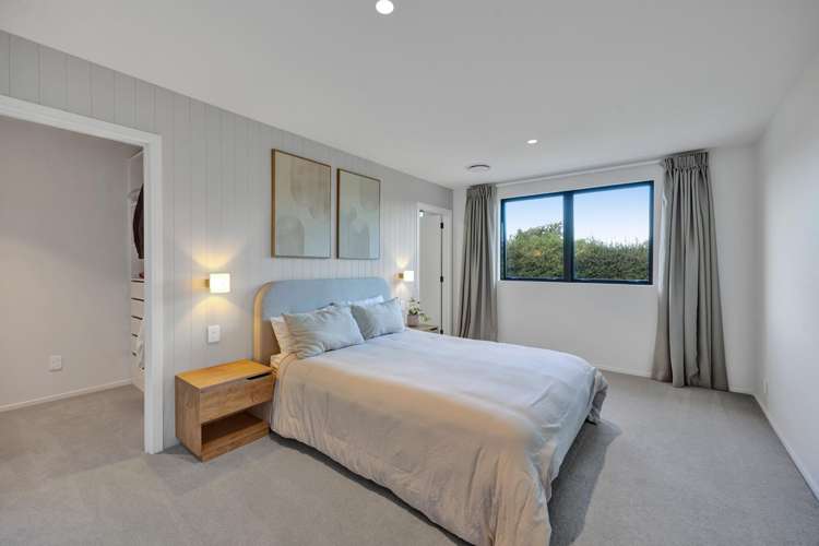 66 Flint Road West Stratford_13