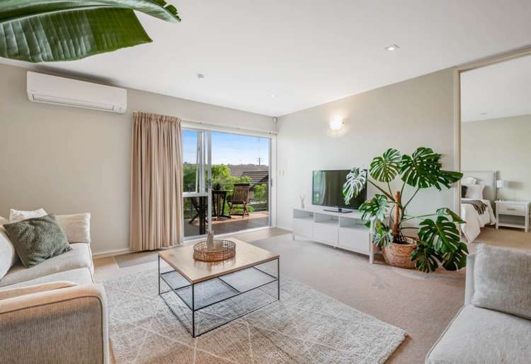 207/252 Centreway Road Orewa_2