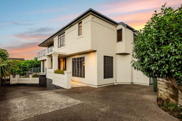 9a Scarboro Terrace Murrays Bay_18