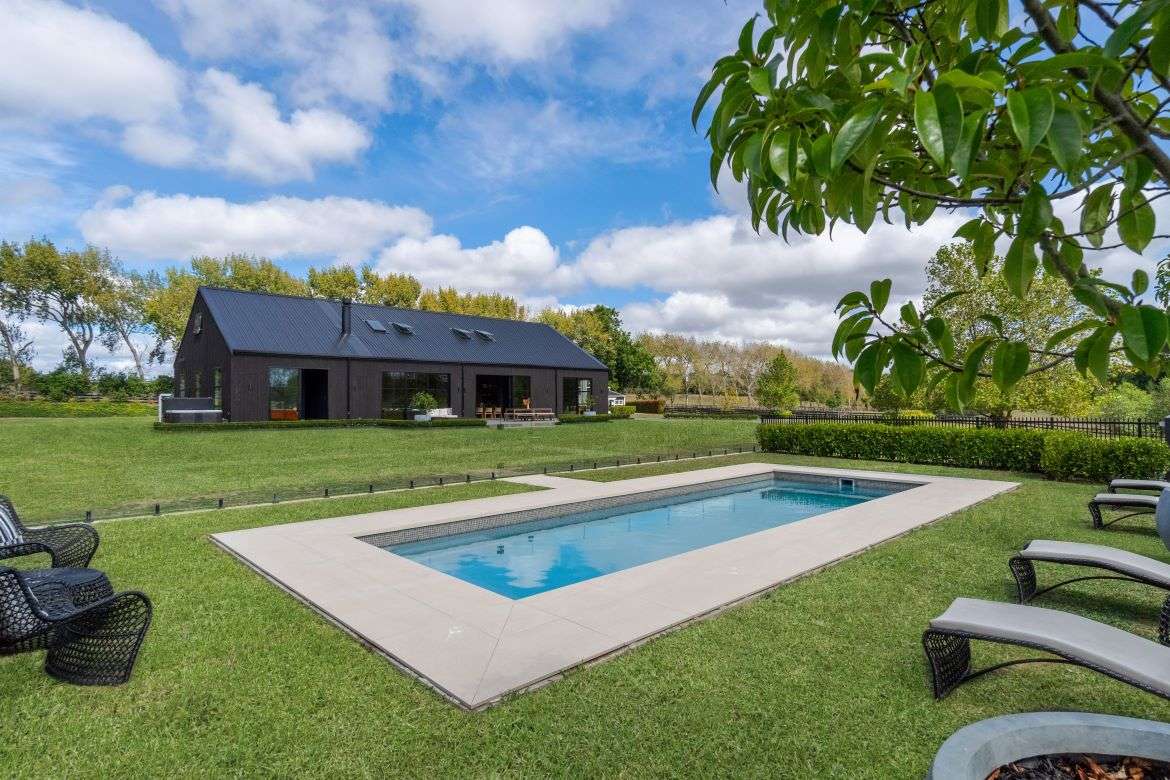 52 Hawthorne Lane in Karaka, Franklin