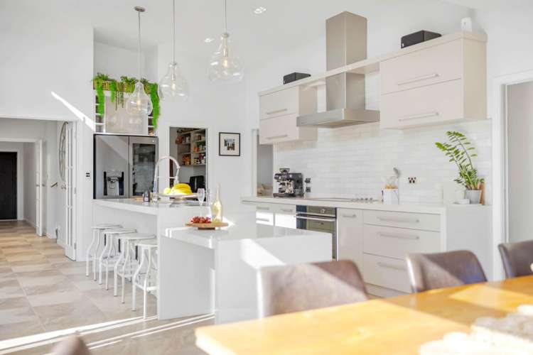 56 Columbia Crescent Beachlands_3