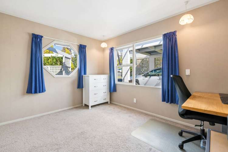 21 Stapleford Crescent Browns Bay_13
