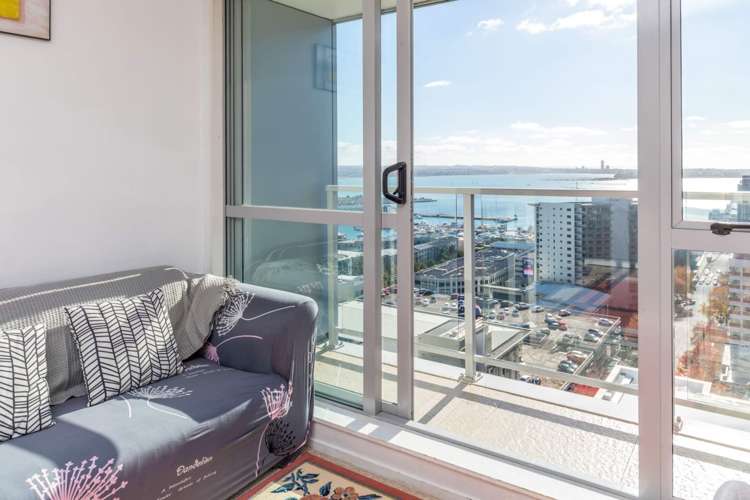 17J/34 Kingston Street Auckland_3