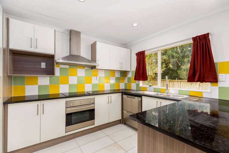 15a Kimber Hall Avenue Mount Roskill_8