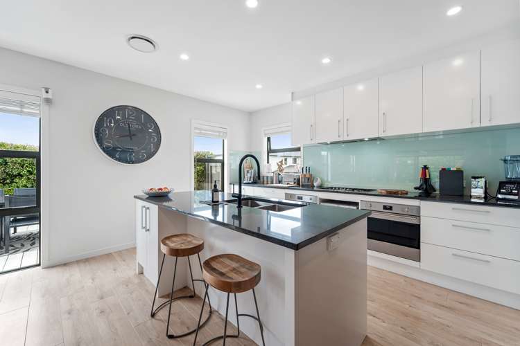 2 Pommes Way Silverdale_6