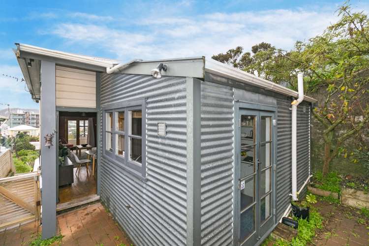 3 Torquay Terrace Newtown_16