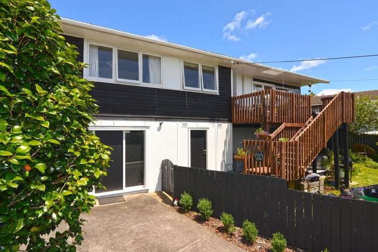 39 Shetland Street Glen Eden_13