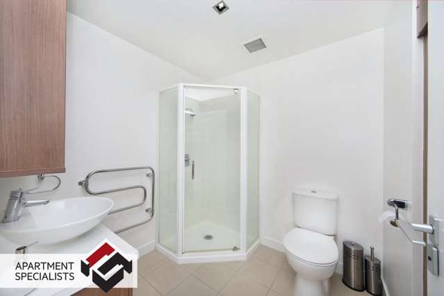 85 Beach road Auckland Central_4