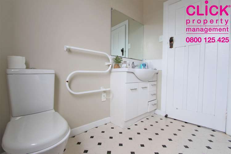 48 Church Street Mosgiel_10