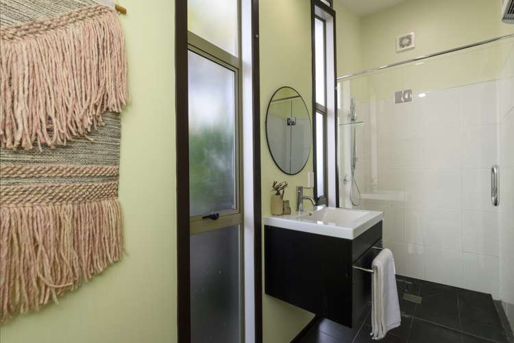 141 Levers Road Matua_11