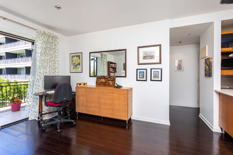 2B/132 Customs Street West Auckland Central_11