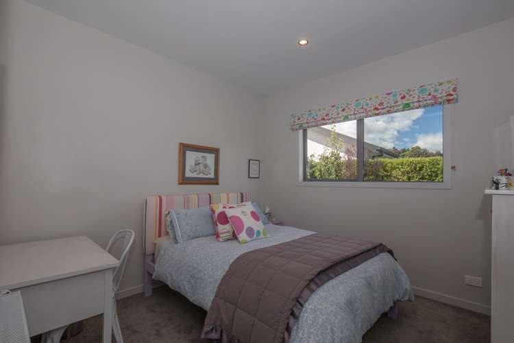 5 Edgewood Place Wanaka_12
