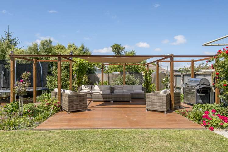 128 Gilberthorpes Road Hei Hei_13