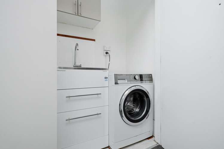 14 Hardley Avenue Three Kings_18